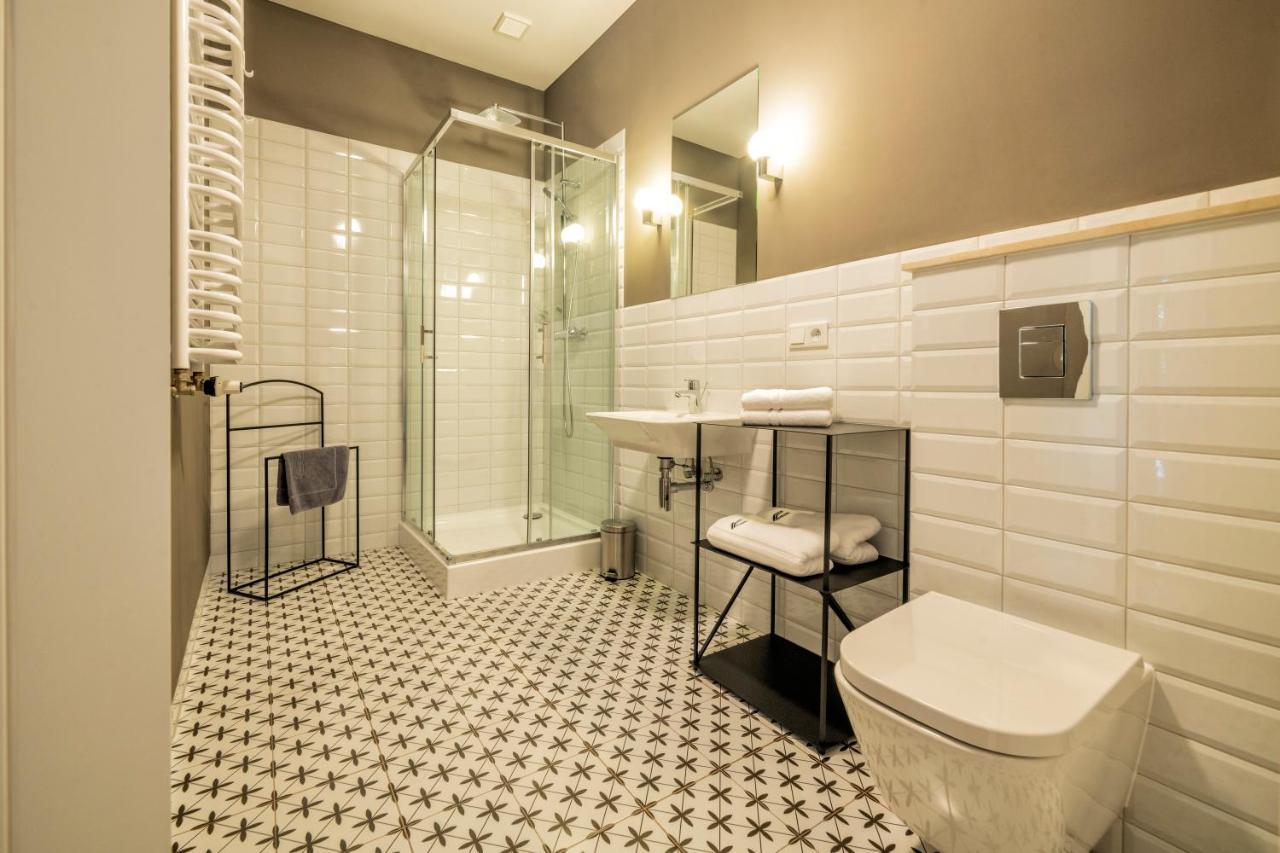 Hotel Villam Белява Экстерьер фото